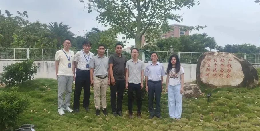 揭阳市教育局职成高科领导到校巡查指导工作